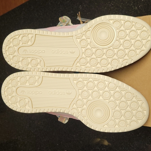 Adidas Disney Forum Low - Picture 10 of 12